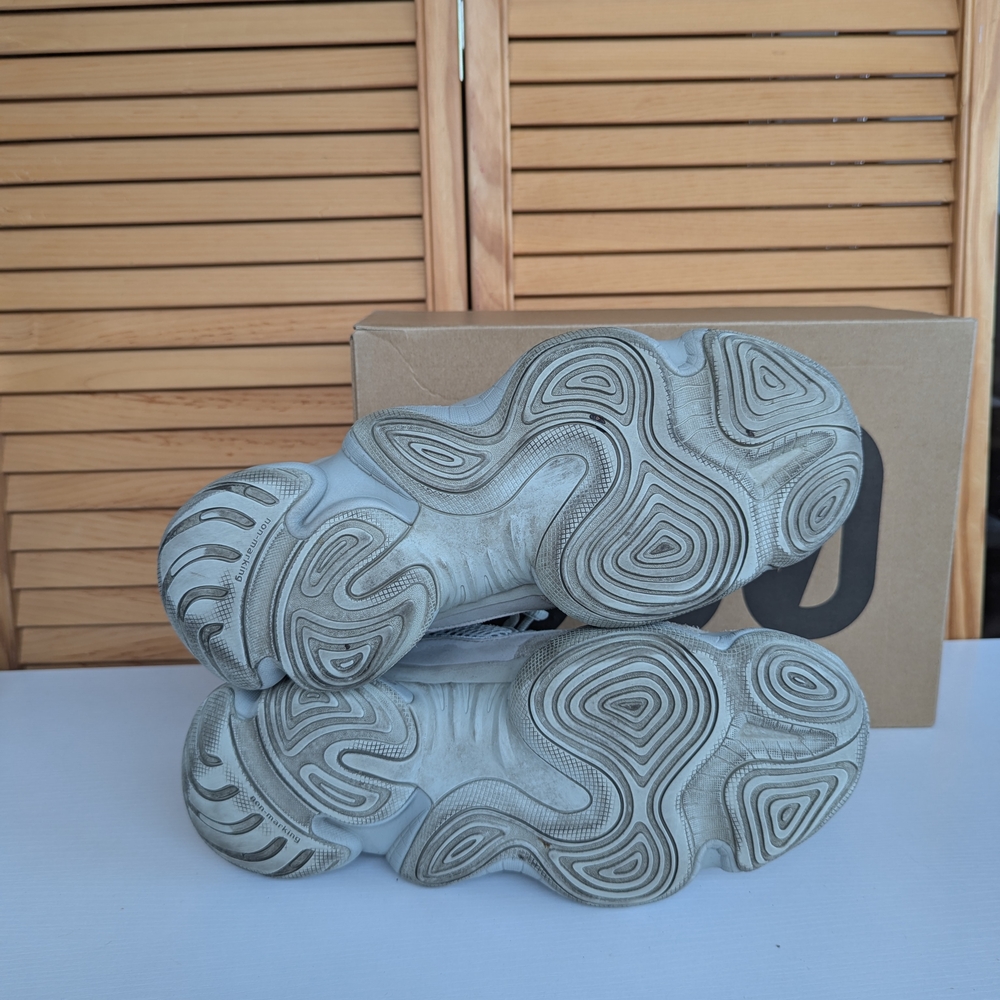 Adidas Yeezy 500 with Ortholite in Light Gray - Picture 5 of 11